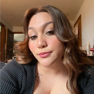 Meet your Posher, Lilly